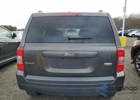 2015 Jeep Patriot Latitude из США, поврежденный, VIN 1C4NJRFB9FD394874